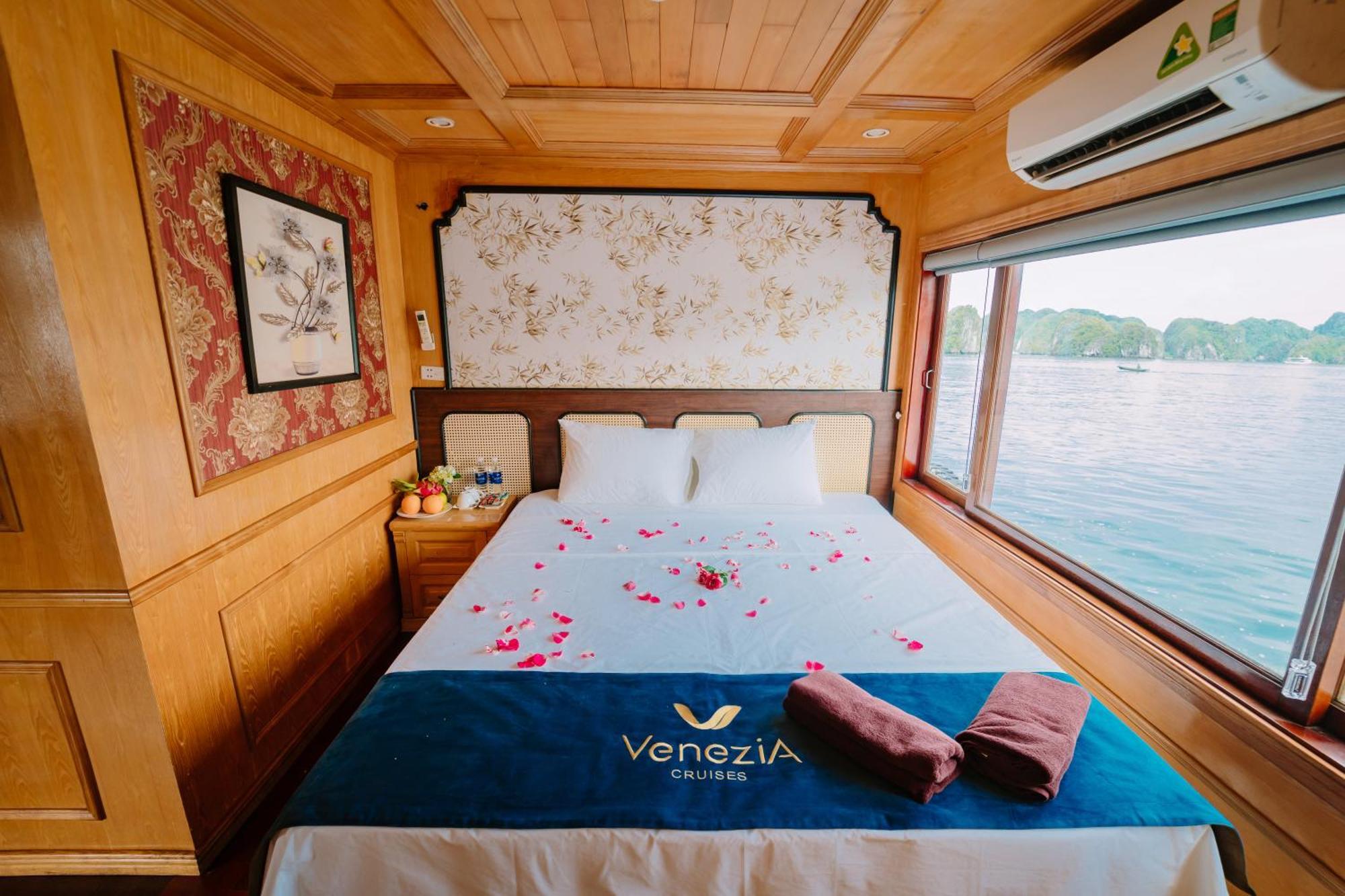 Venezia Cruises Ha Long Exterior foto