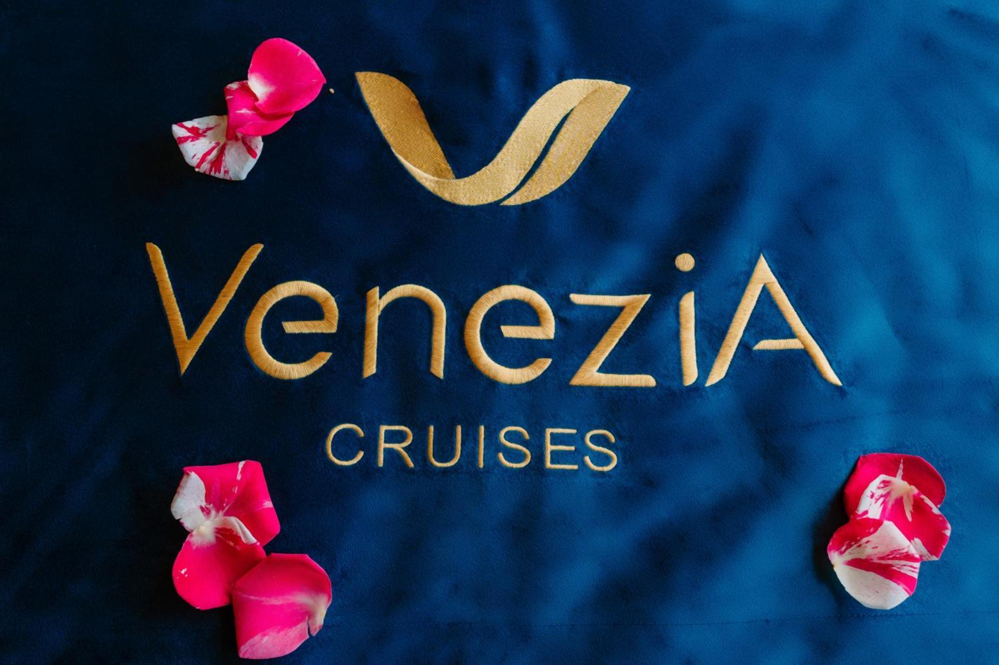 Venezia Cruises Ha Long Exterior foto